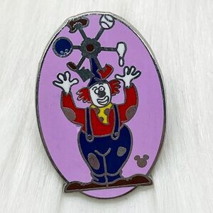 🔮 5/$25 Disney Mickey's Toontown Pinwheels Clown‎ Pin